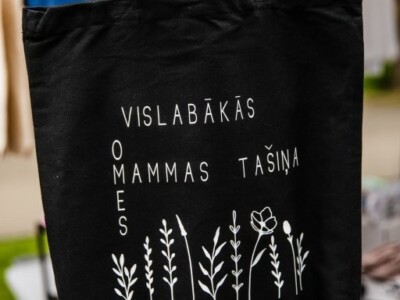 MĀTES DIENAS SVĒTKU TIRGUS